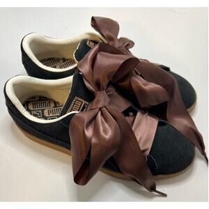 Puma BASKET HEART Black Corduroy Athletic Shoes with Extra Laces Size 9